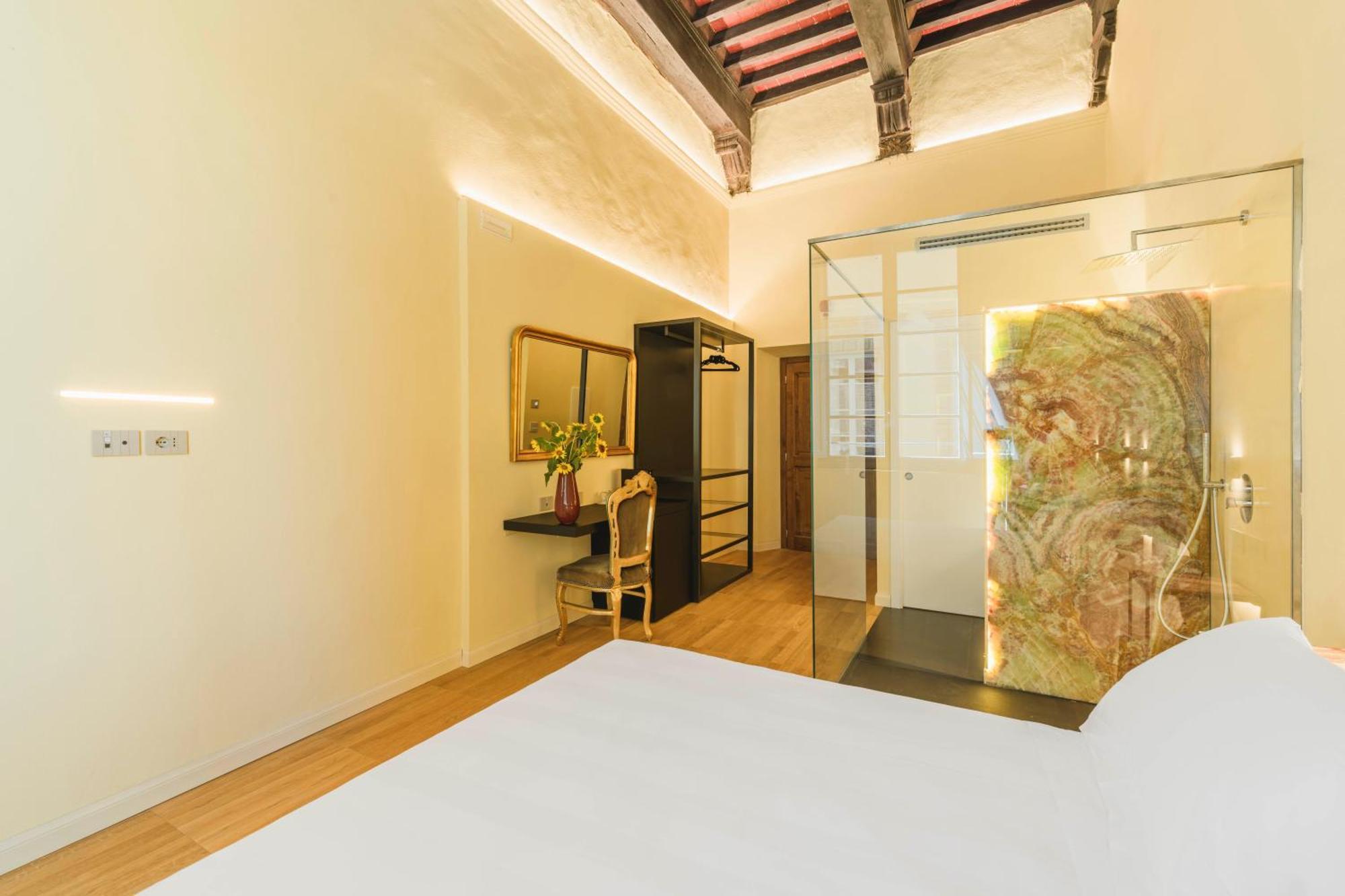 Palazzo Patrizi Suites & Spa Siena Exterior photo
