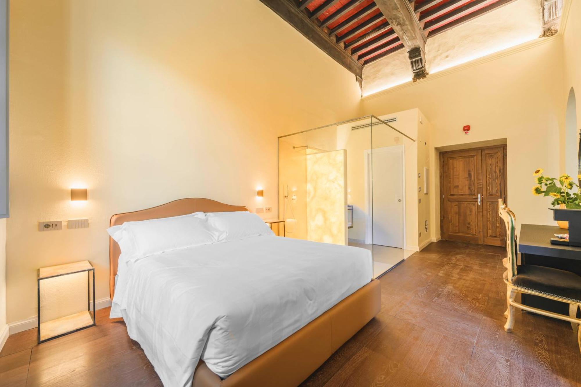 Palazzo Patrizi Suites & Spa Siena Exterior photo