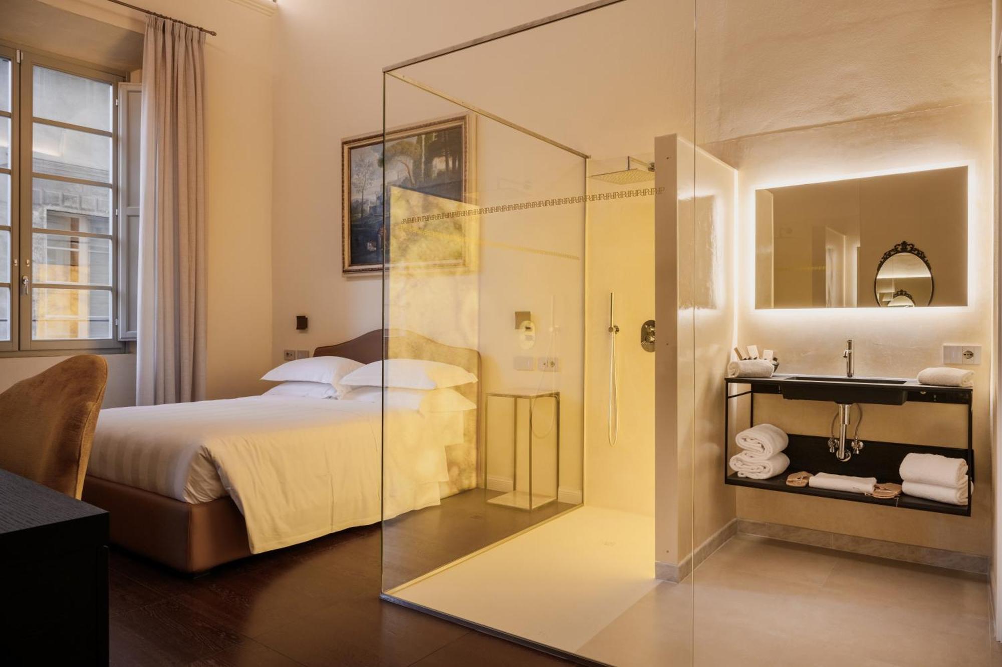 Palazzo Patrizi Suites & Spa Siena Exterior photo