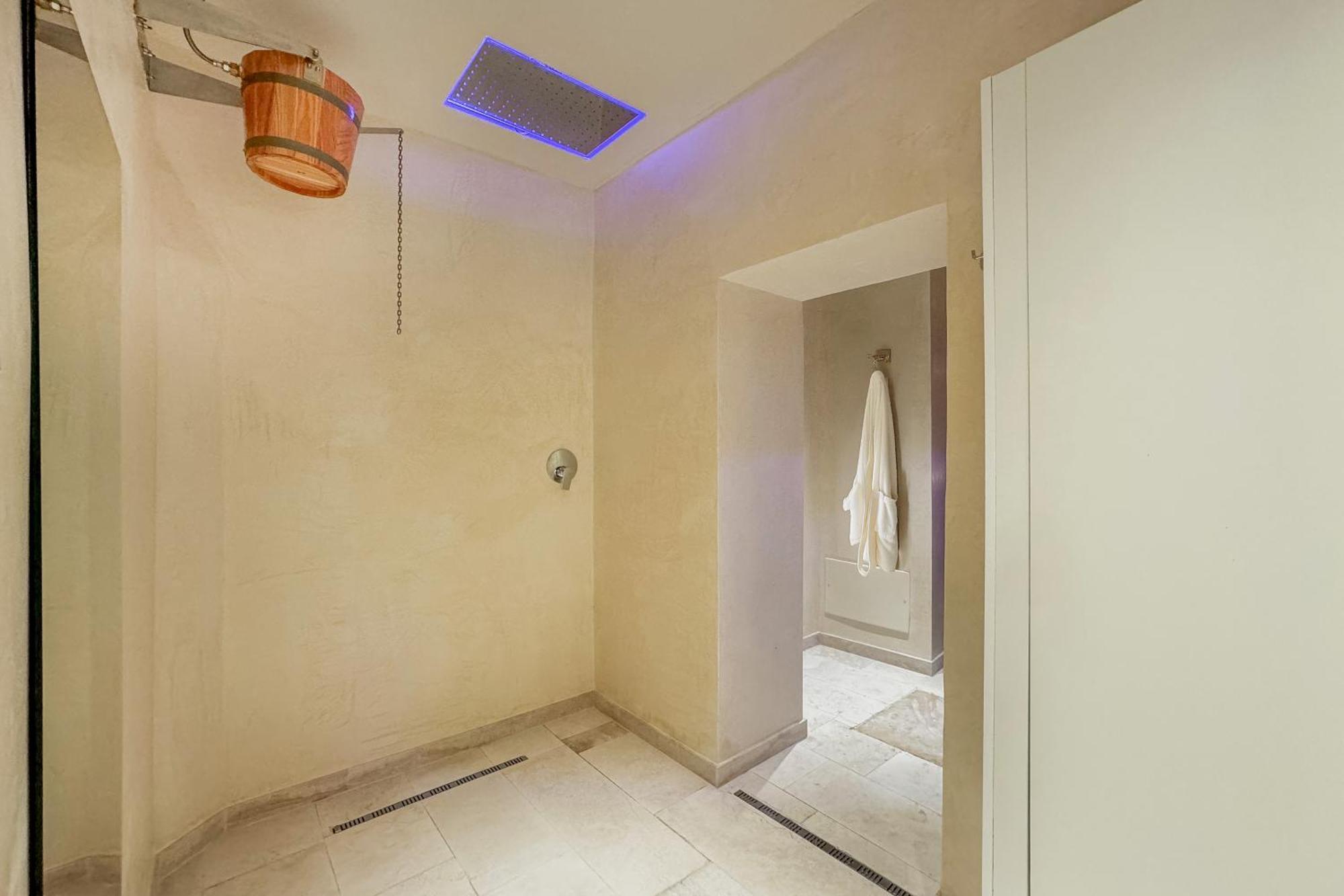 Palazzo Patrizi Suites & Spa Siena Exterior photo